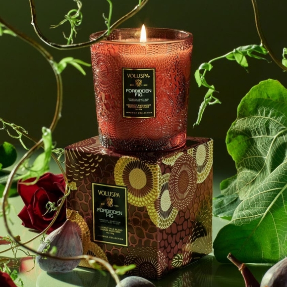 Voluspa Forbidden Fig Candle in Box - Picture 2 of 3